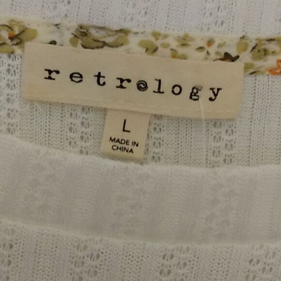 Retrelogy blouse sz L - Picture 2 of 4